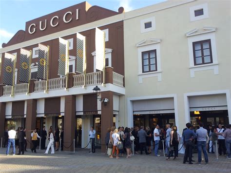 dittaino outlet village gucci|gucci outlet italy.